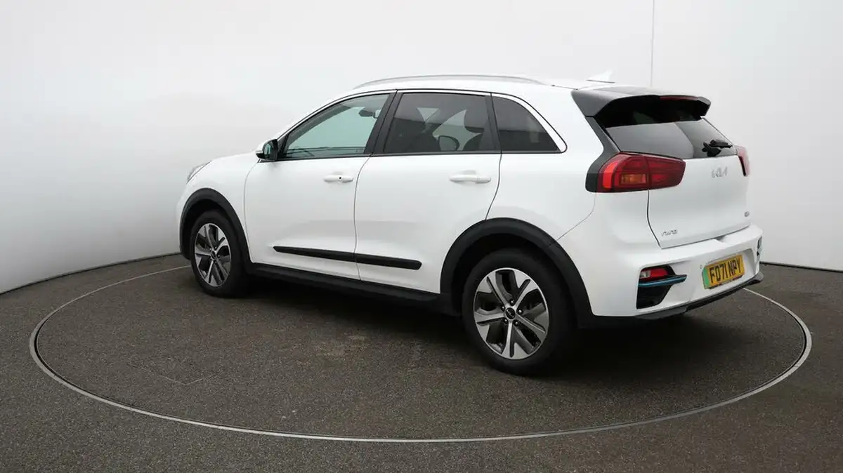 2022-kia-e-niro-ev-2-64-big-5