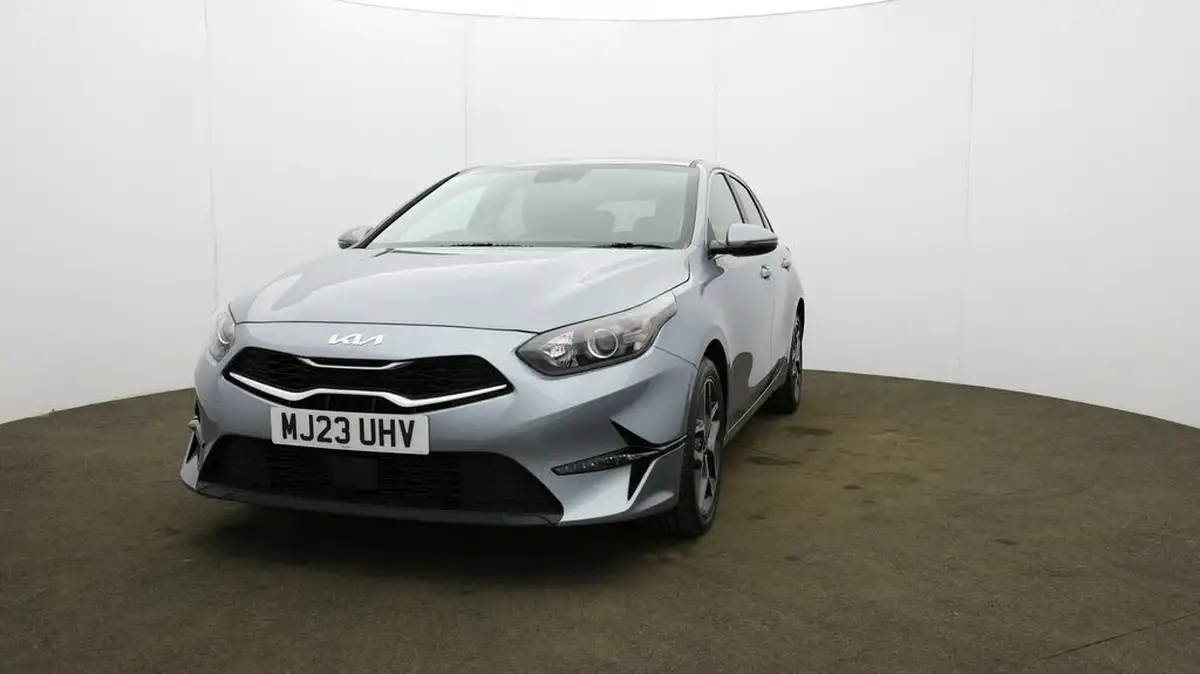 2022-kia-ceed-15-t-gdi-3-hatchback-big-31