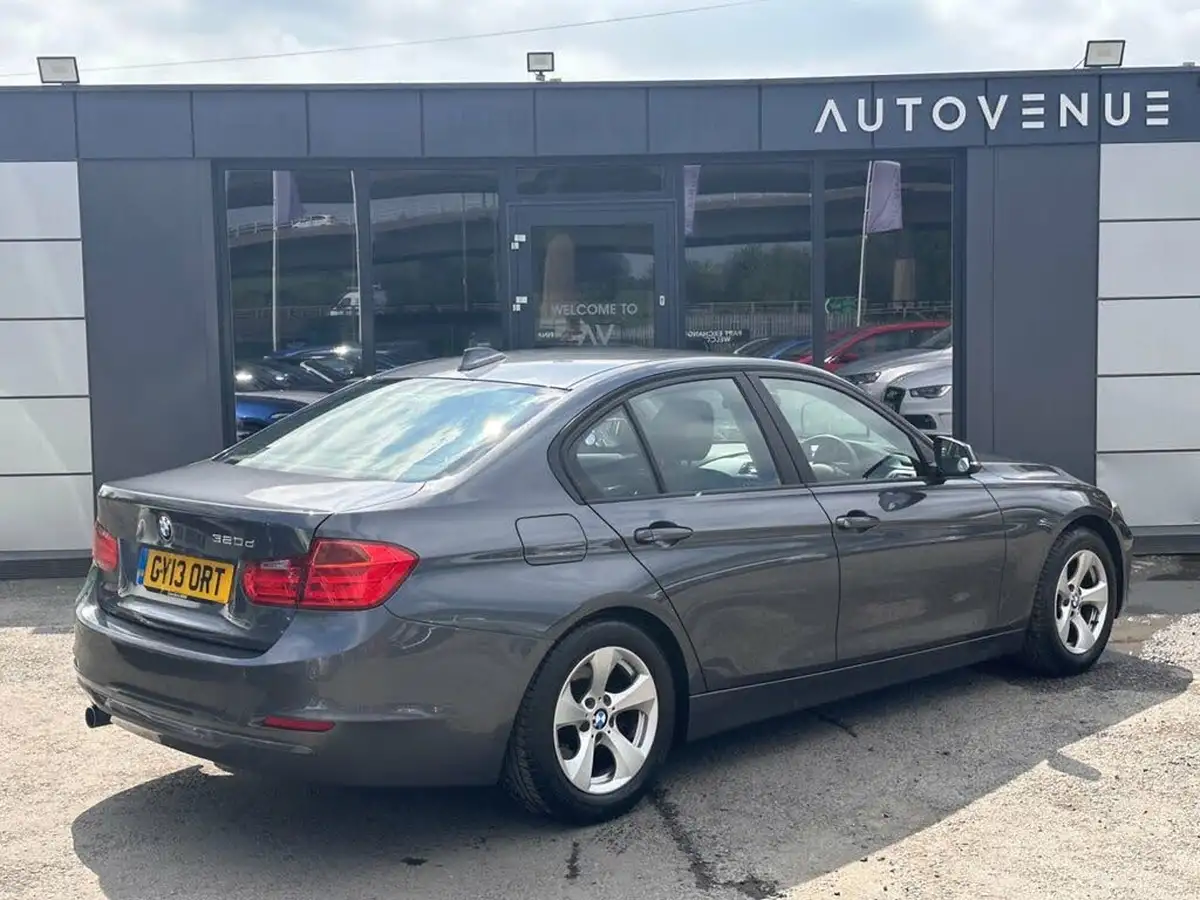 2013-bmw-3-series-20td-320d-efficientdynamics-163bhp-efficientdynamics-ss-saloon-4d-auto-big-3
