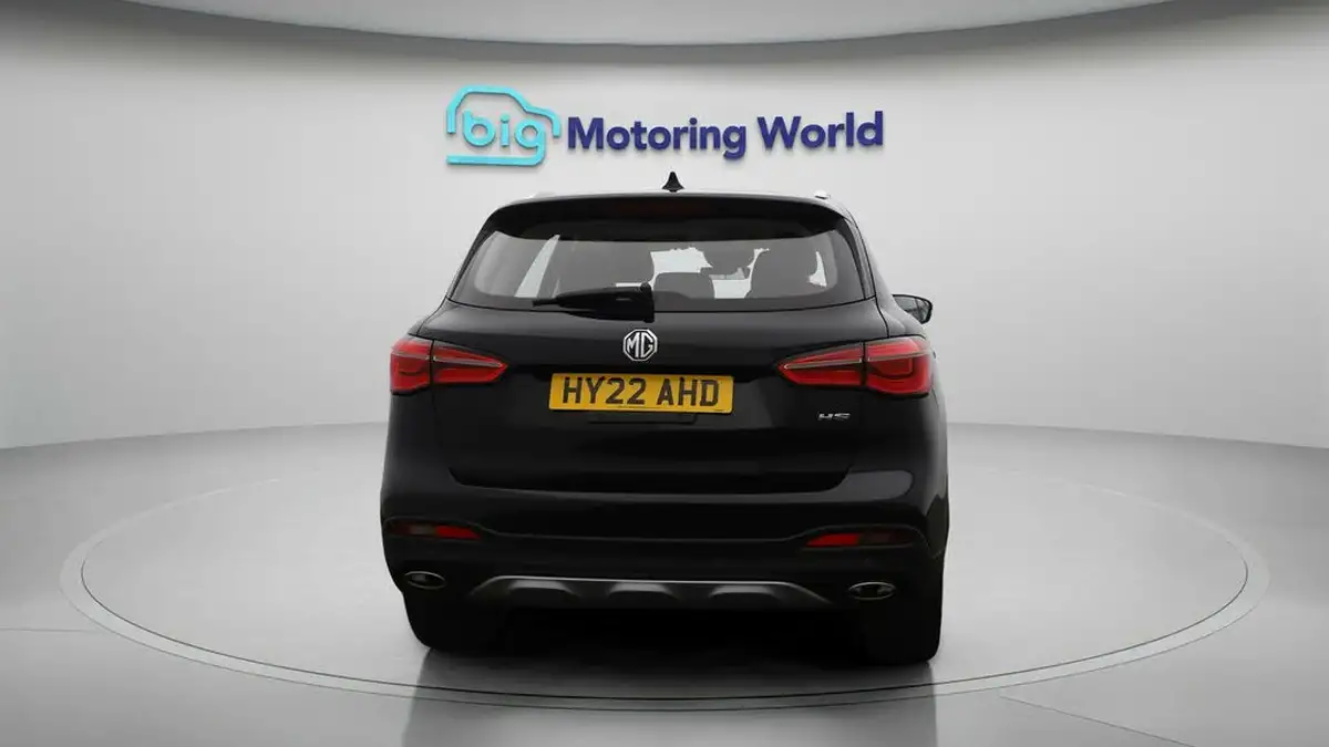 2022-mg-hs-15t-gdi-excite-162ps-big-6