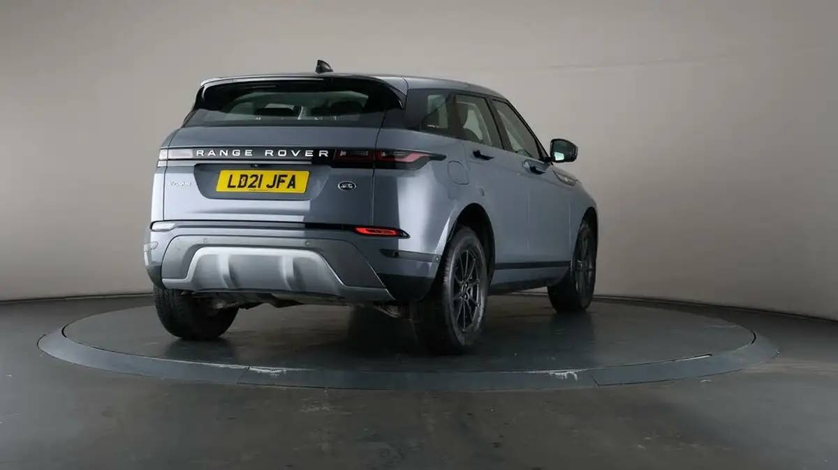 2021-land-rover-range-rover-evoque-20-d165-big-61