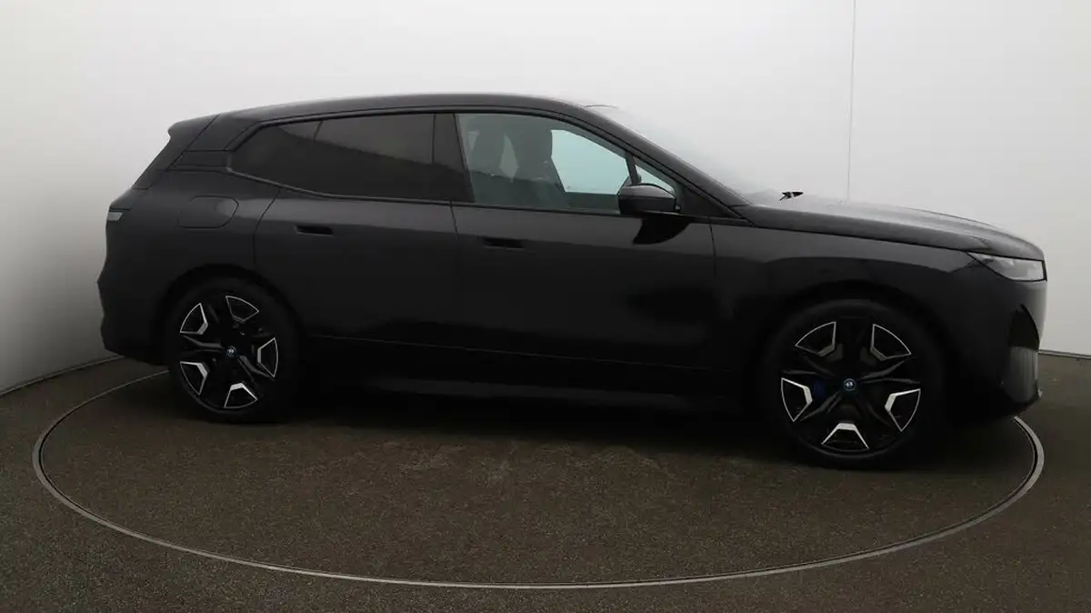2022-bmw-ix-e-xdrive-40-m-sport-big-40