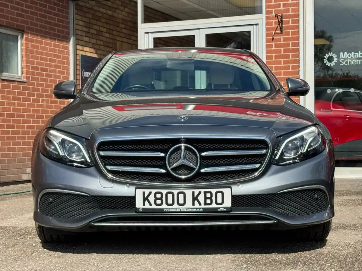 2019-mercedes-benz-e-class-20d-e220d-se-ss-saloon-4d-big-2