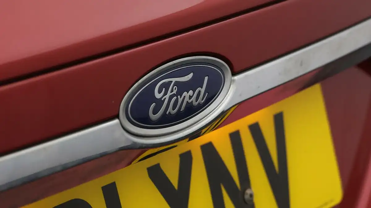 2021-ford-mondeo-20tdci-titanium-edition-150ps-estate-big-19
