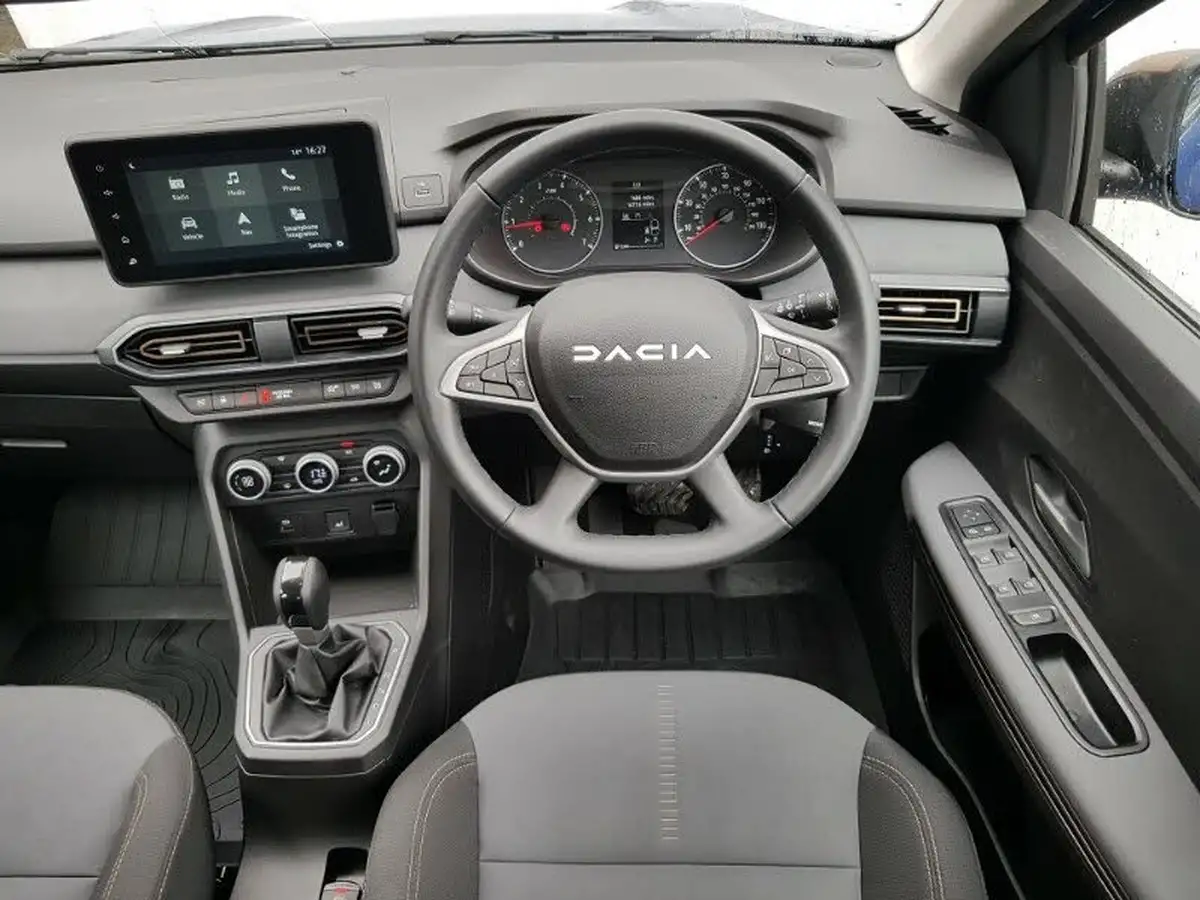 2024-dacia-sandero-stepway-10-tce-extreme-90bhp-cvt-big-6