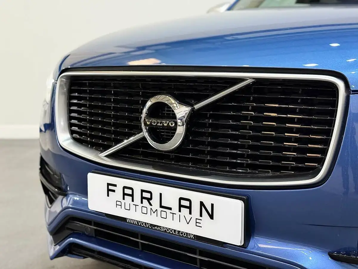 2016-volvo-xc90-20td-d5-r-design-big-52