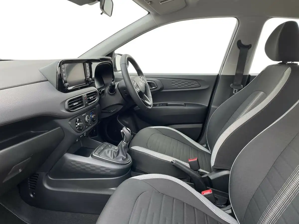 2024-hyundai-i10-12-advance-79ps-auto-big-9