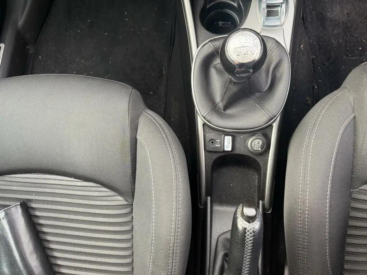 2011-alfa-romeo-mito-14-quadrifoglio-verde-big-18