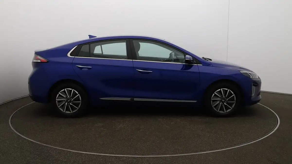 2022-hyundai-ioniq-e-premium-electric-big-43