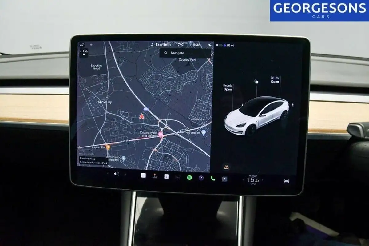 2020-tesla-model-3-e-standard-plus-big-10