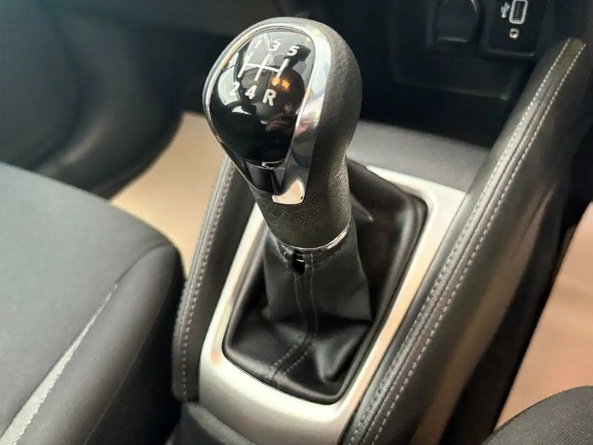 2021-nissan-micra-10-ig-t-acenta-big-15