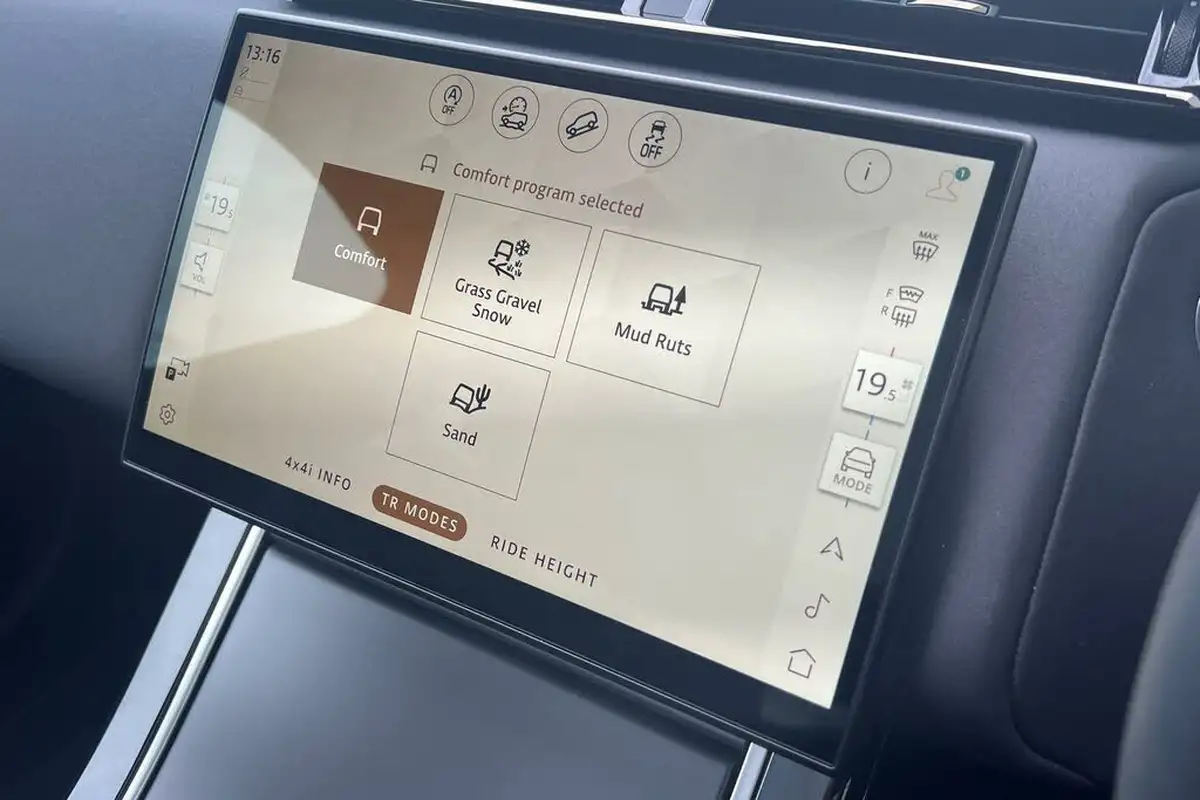 2024-land-rover-range-rover-velar-20-d200-dynamic-se-big-52