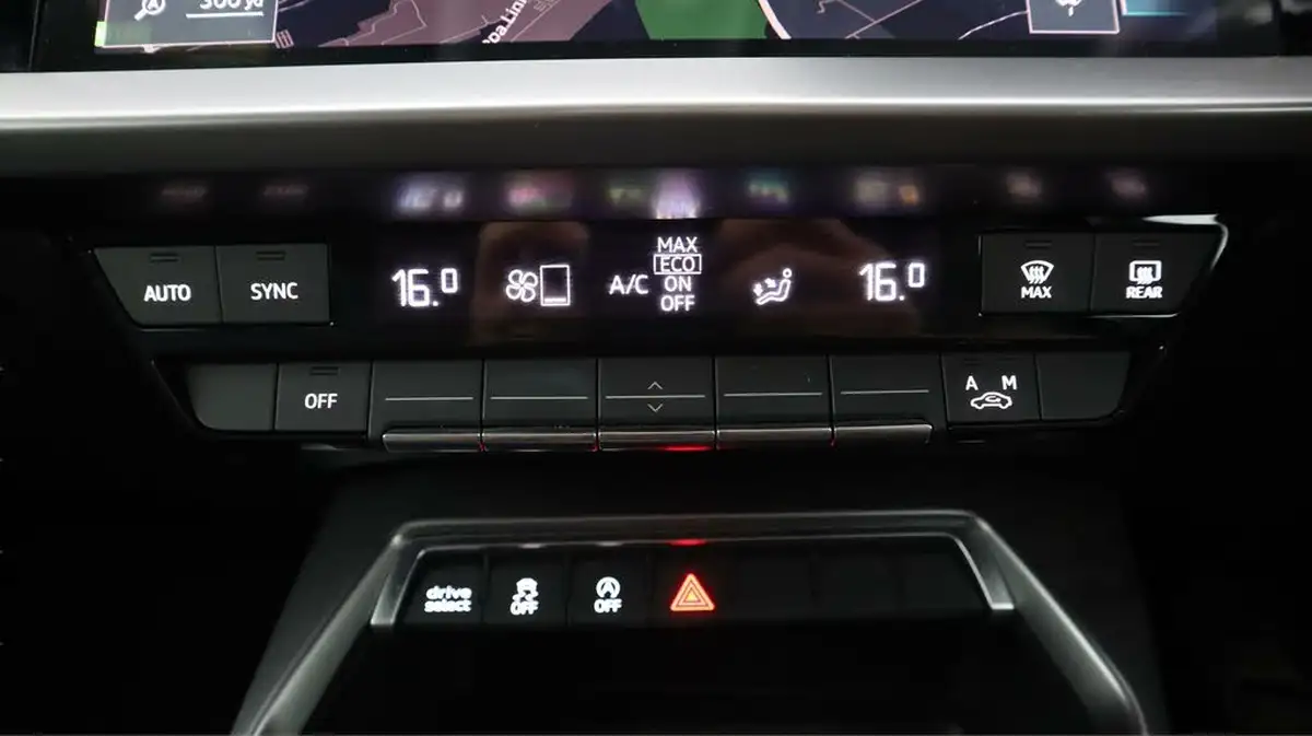 2021-audi-a3-10-30-tfsi-sportback-5d-s-tronic-big-11