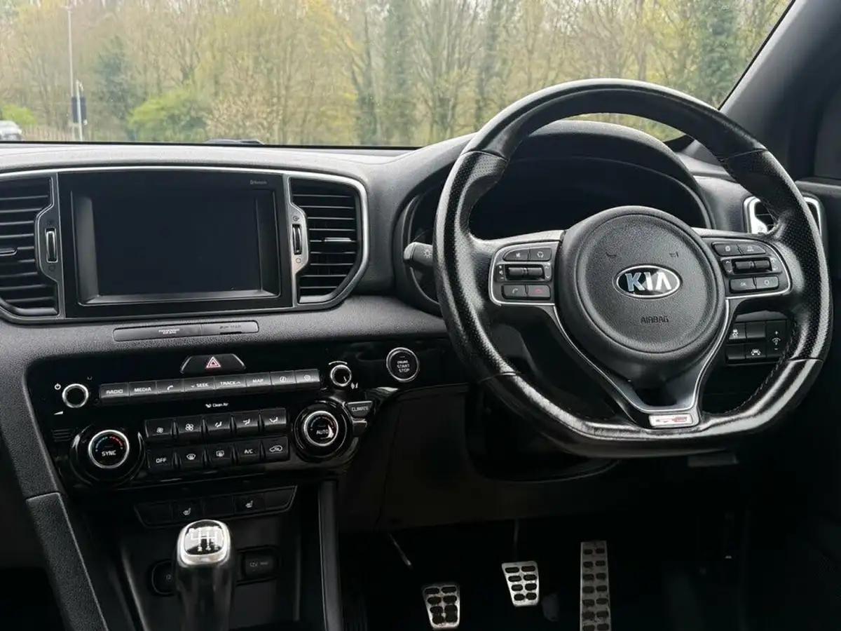 2016-kia-sportage-20crdi-gt-line-big-1