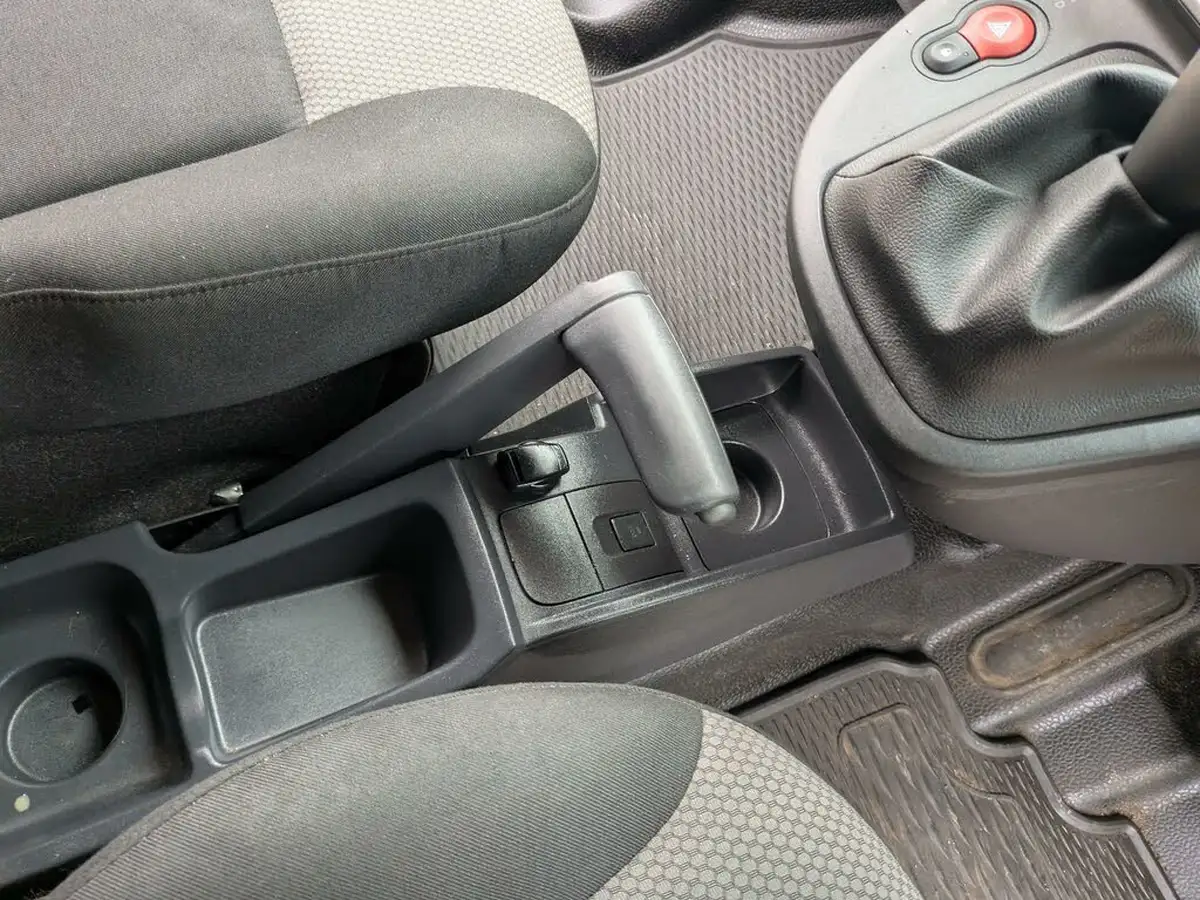 2019-renault-kangoo-e-ml20-i-ze-33-business-big-67
