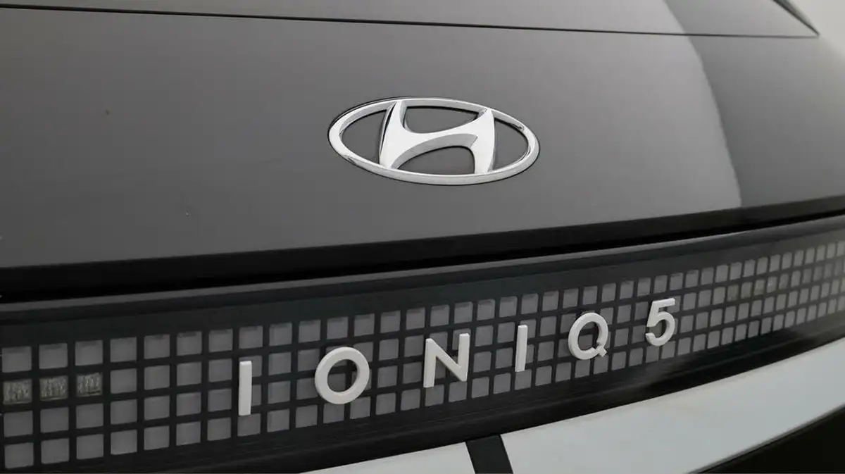 2022-hyundai-ioniq-5-e-ultimate-217ps-73kwh-rwd-big-20