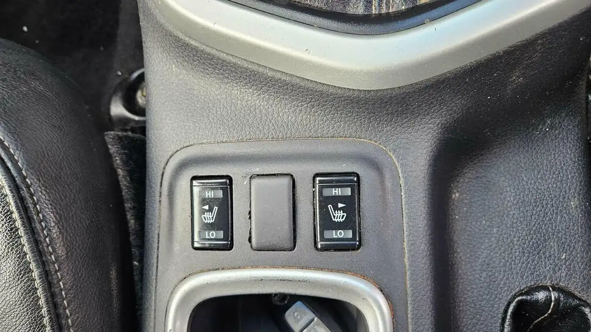 2017-nissan-navara-23dci-tekna-big-34