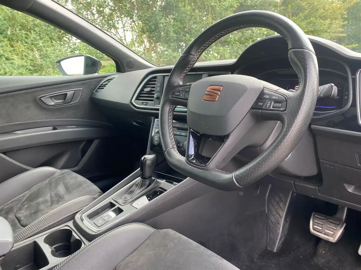 2019-seat-leon-20-tsi-cupra-300-ss-big-3