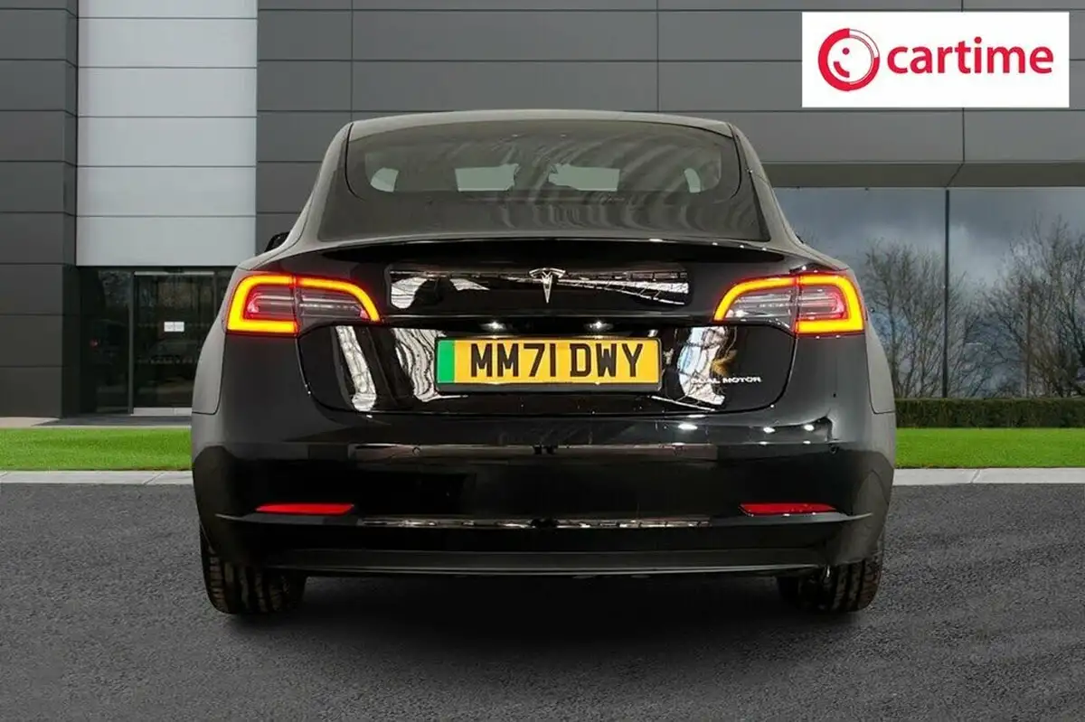 2022-tesla-model-3-e-long-range-big-4