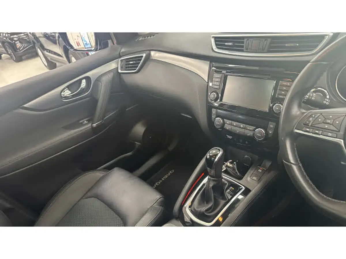 2020-nissan-qashqai-big-13