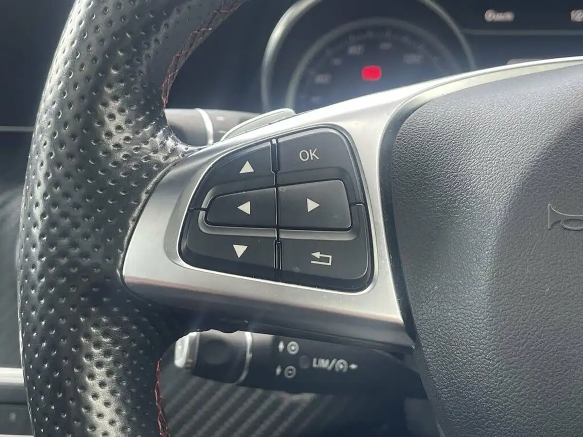 2018-mercedes-benz-a-class-21d-a200d-amg-line-premium-plusss-7g-dct-big-24