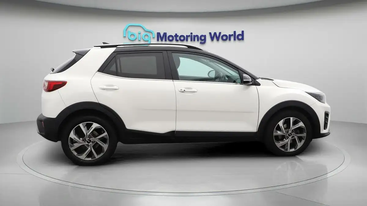 2023-kia-stonic-10-t-gdi-gt-line-s-118bhp-dct-big-8