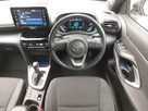 2021-toyota-yaris-15-vvt-i-design-panoramic-roof-small-6