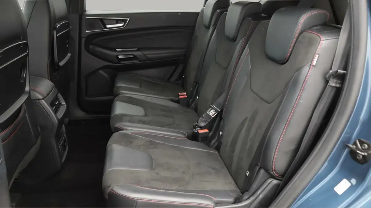 2021-ford-s-max-20-st-line-big-16