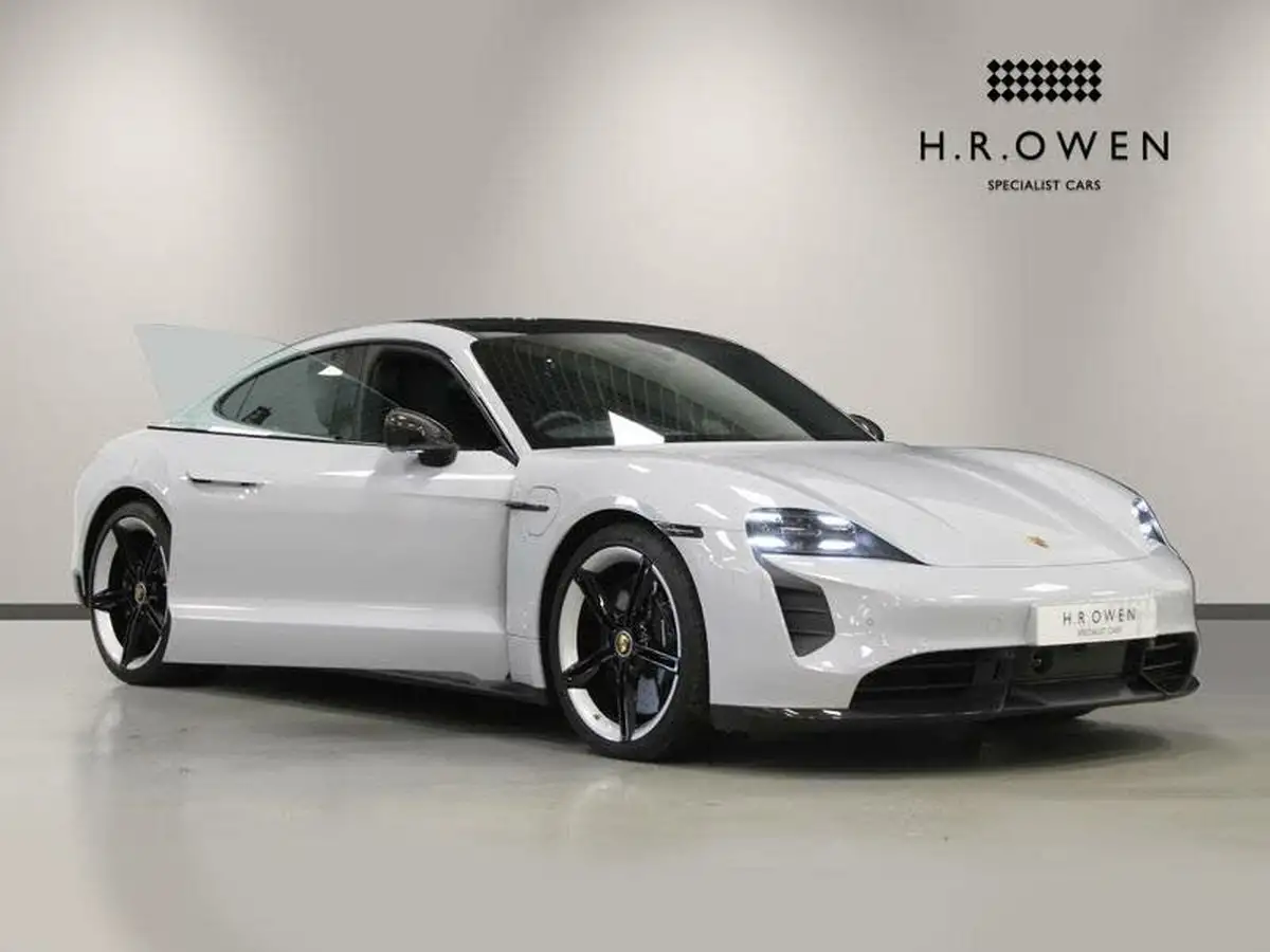 2023-porsche-taycan-e-turbo-s-big-12