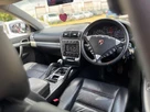 2007-porsche-cayenne-32-small-12