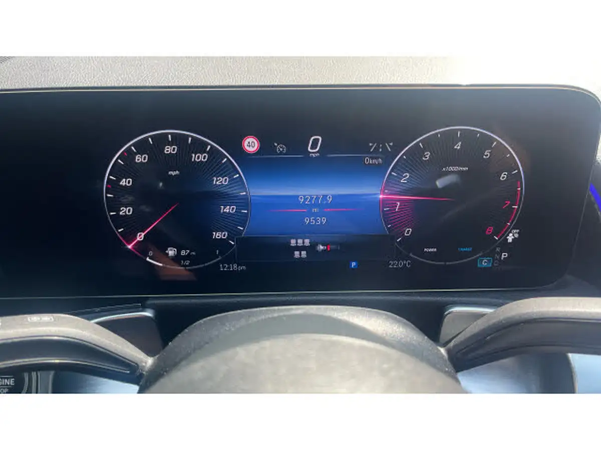 2023-mercedes-benz-glb-class-13-glb200-amg-line-executive-big-17