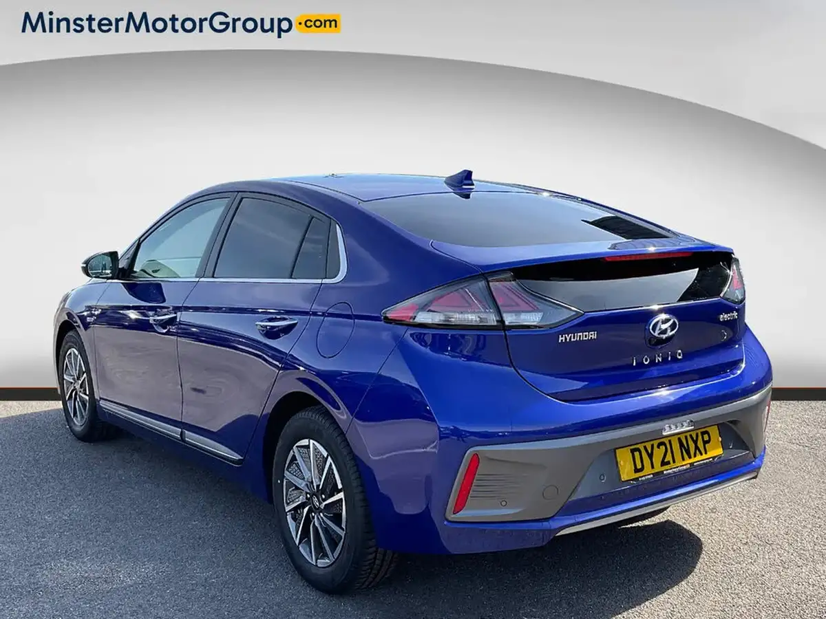 2021-hyundai-ioniq-e-premium-se-electric-100kw-big-3