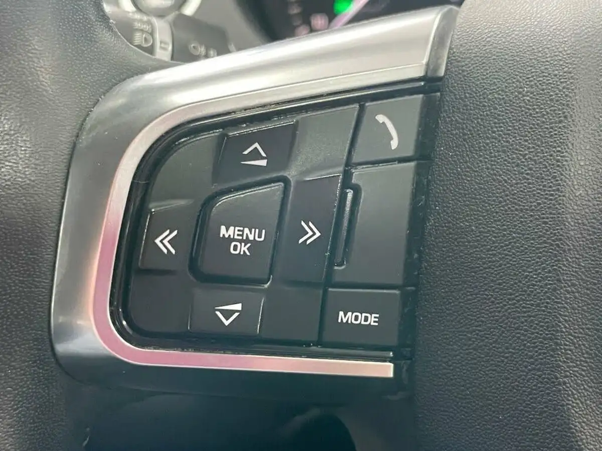 2018-land-rover-discovery-sport-20ed4-se-152ps-big-32