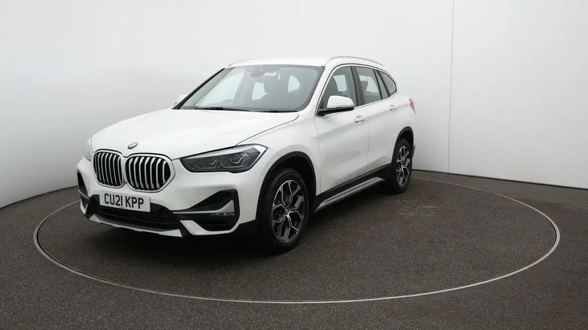 2021-bmw-x1-20-sdrive20i-xline-big-37