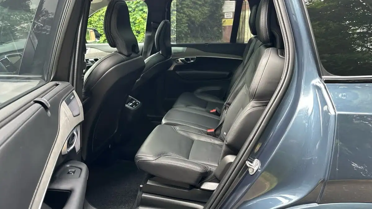 2024-volvo-xc90-20-b6-ultimate-big-31