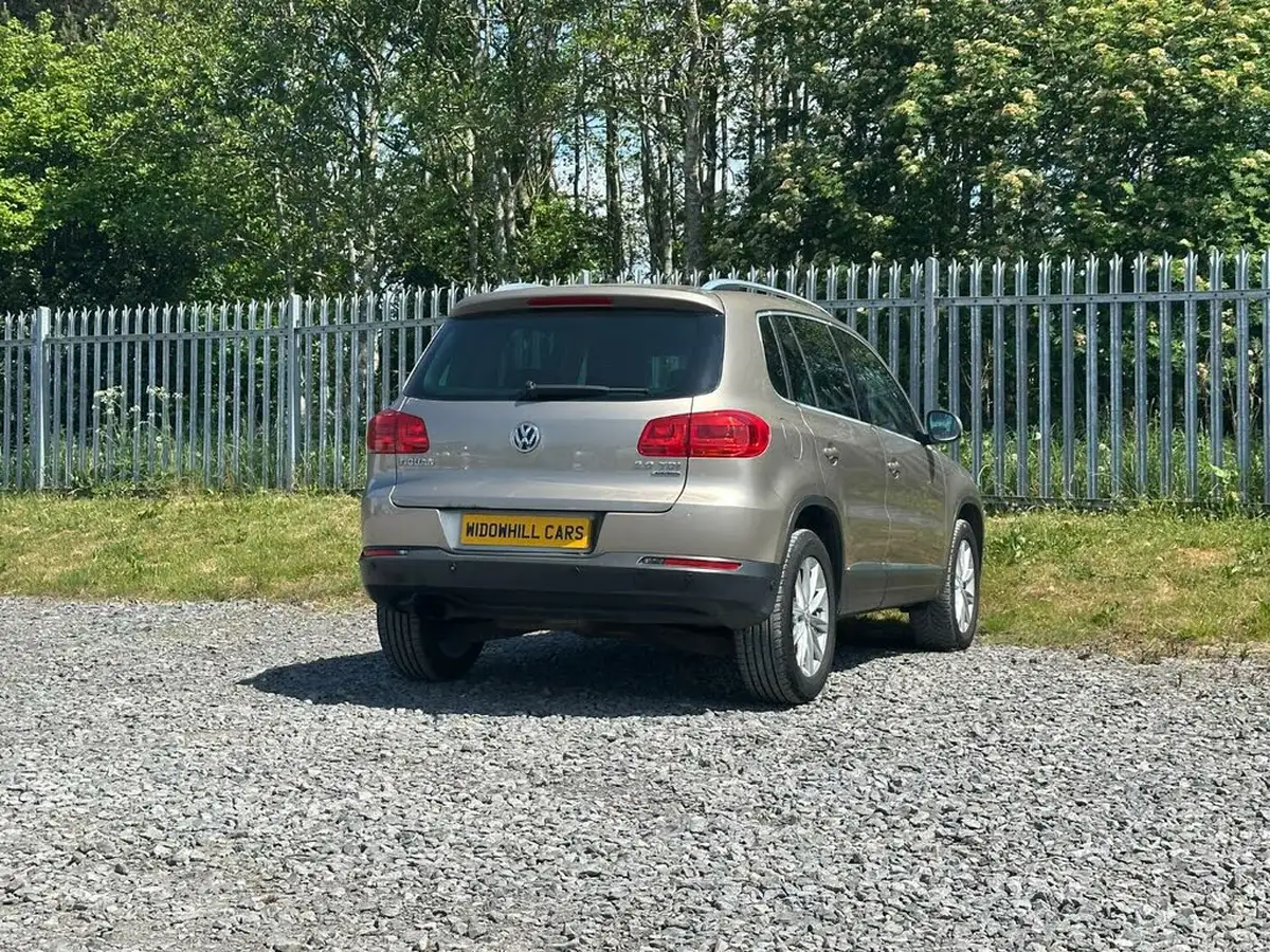 2012-volkswagen-tiguan-20td-se-140ps-4wd-big-9