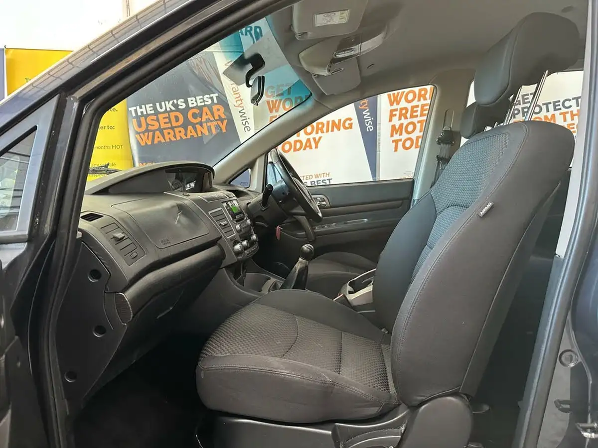 2017-kgm-ssangyong-turismo-22td-se-big-19