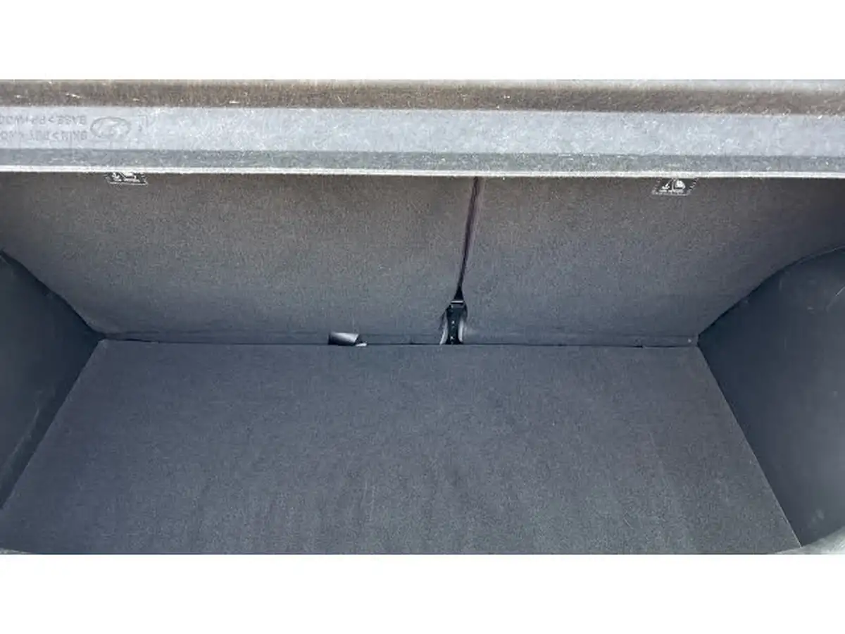 2023-hyundai-i10-12-se-connect-auto-big-50
