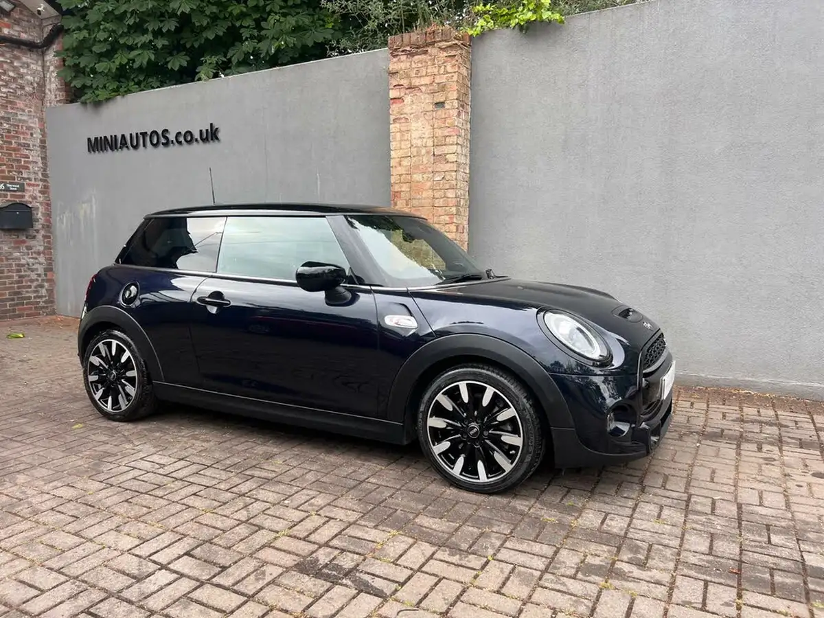2019-mini-cooper-20-cooper-s-exclusive-189bhp-hatchback-3d-auto-big-5