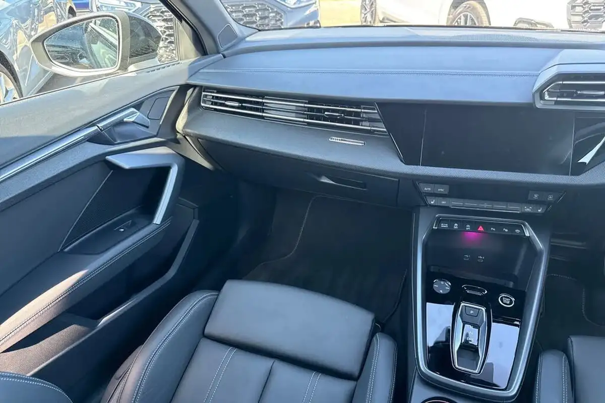 2025-audi-a3-20-35-tdi-black-edition-saloon-4d-big-18