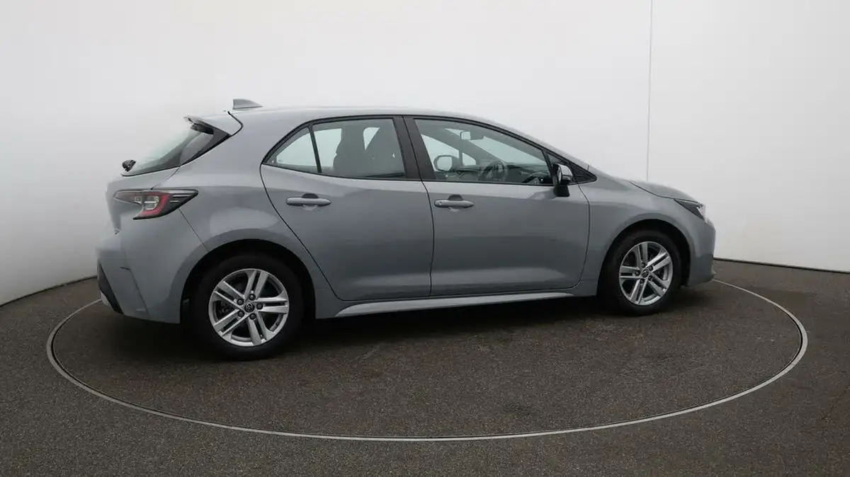 2022-toyota-corolla-18-vvt-i-icon-120bhp-trk-hatchback-5d-big-42
