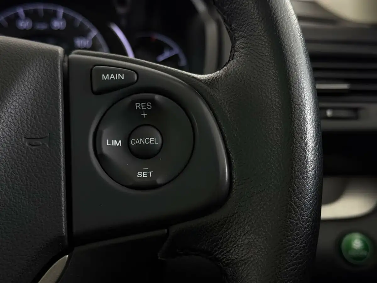 2015-honda-cr-v-20-ex-auto-big-23
