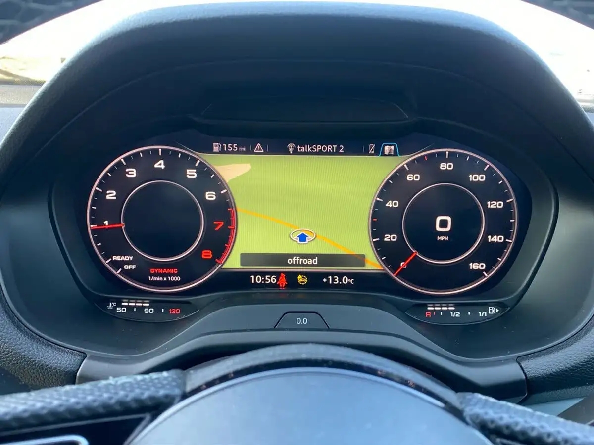 2021-audi-q2-10-30-tfsi-black-edition-big-6