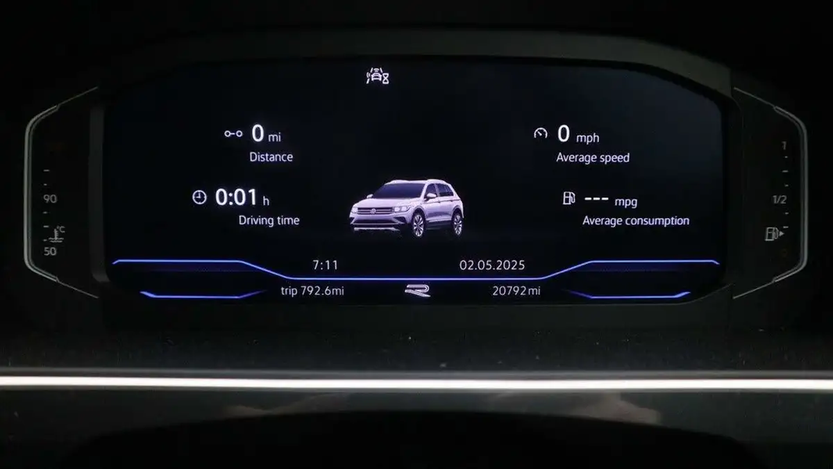 2023-volkswagen-tiguan-15-tsi-r-line-edition-big-10
