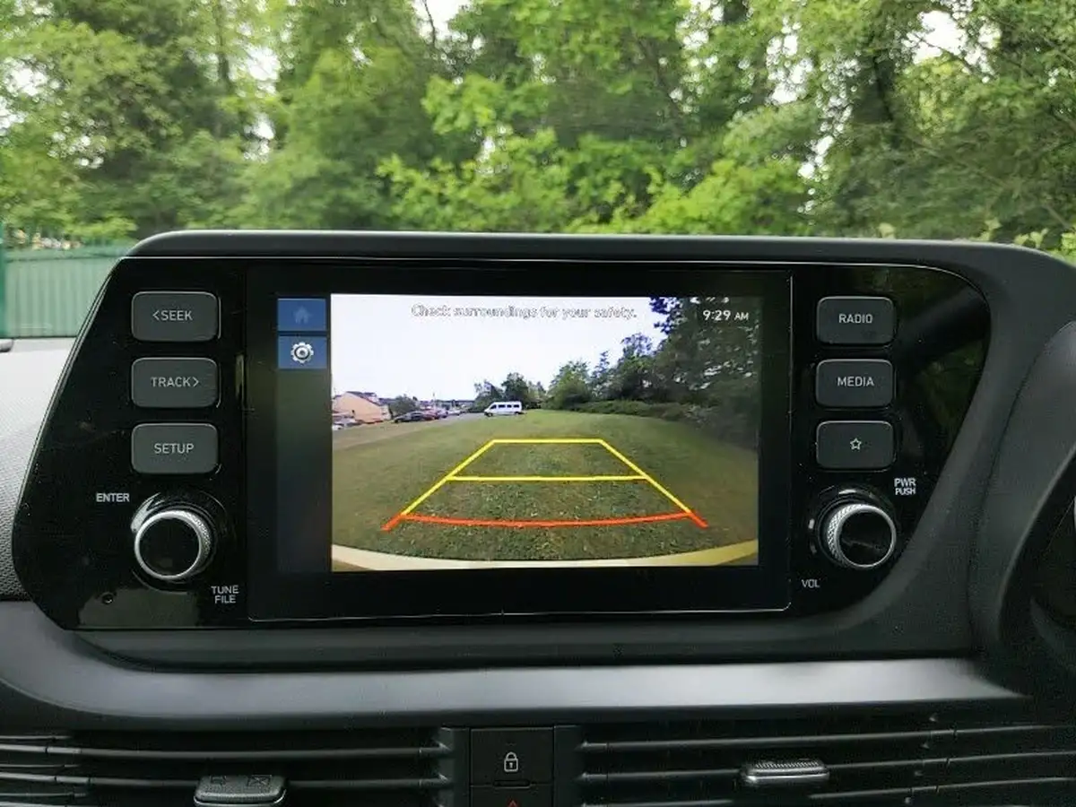 2024-hyundai-i20-10-t-gdi-advance-big-10
