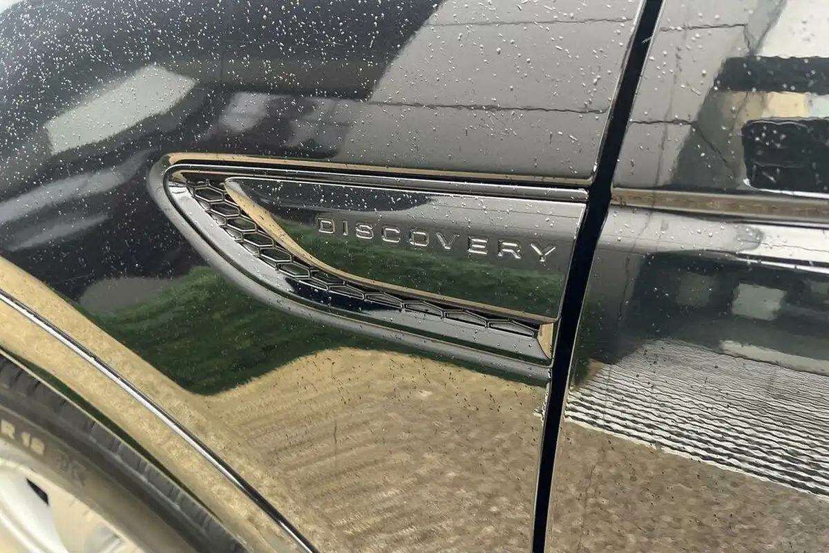 2024-land-rover-discovery-sport-20-d200-s-big-56
