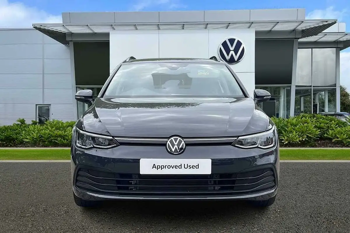 2023-volkswagen-golf-10-etsi-life-estate-big-6