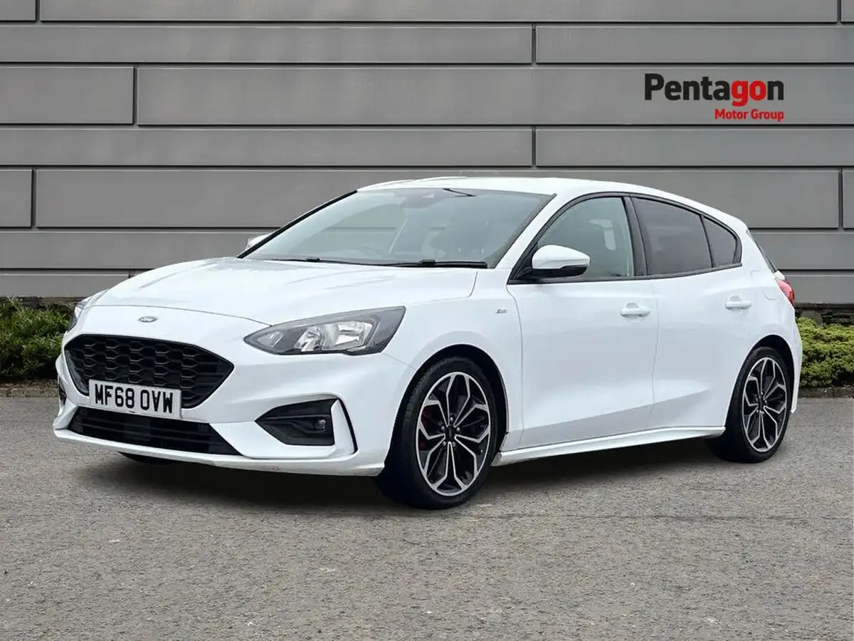2018-ford-focus-15-st-line-x-hatchback-big-2
