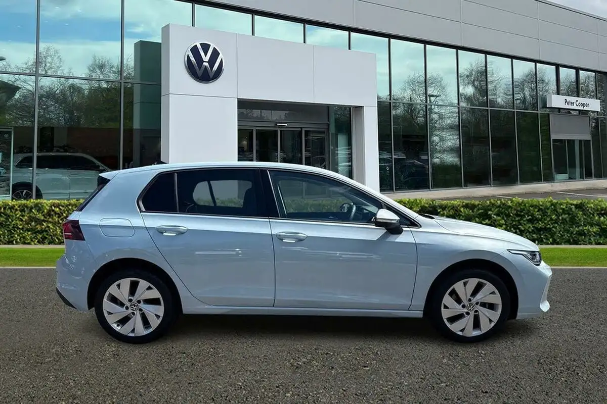 2024-volkswagen-golf-15-tsi-match-115ps-big-36