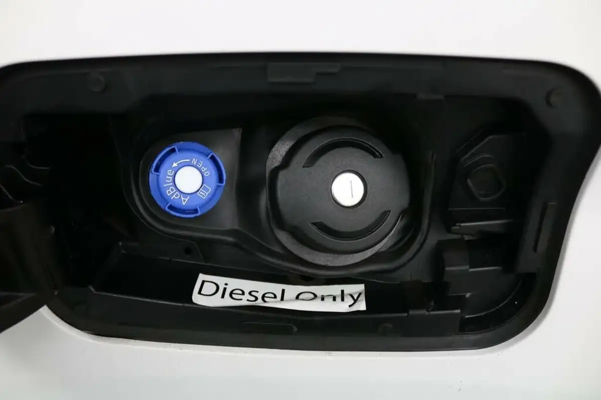 2020-peugeot-partner-15-bluehdi-1000-professional-100ps-eu6dt-panel-big-57